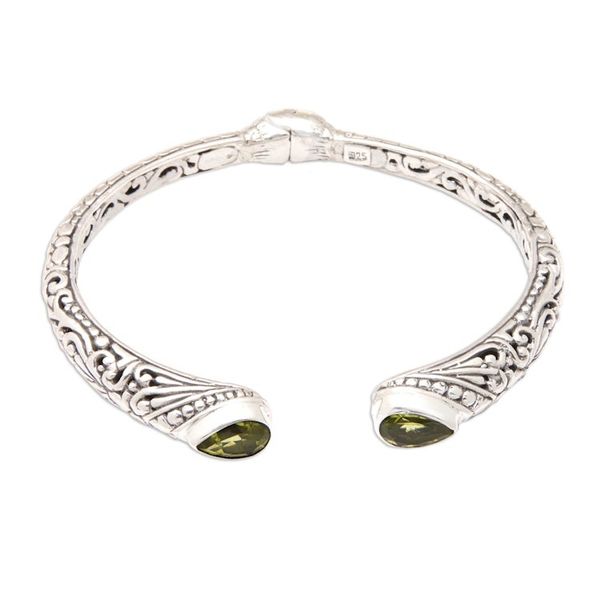 Alternate image for Polished Cuff Bracelet with Over-One-Carat Peridot Jewels Green Tegalalang