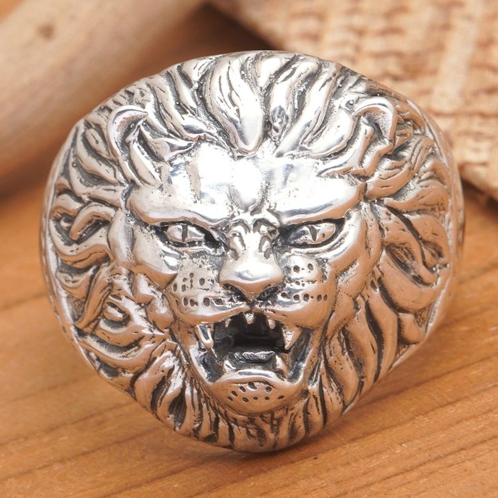 Sterling Silver Cocktail Ring with Embossed Lion Detail 'Wild God'