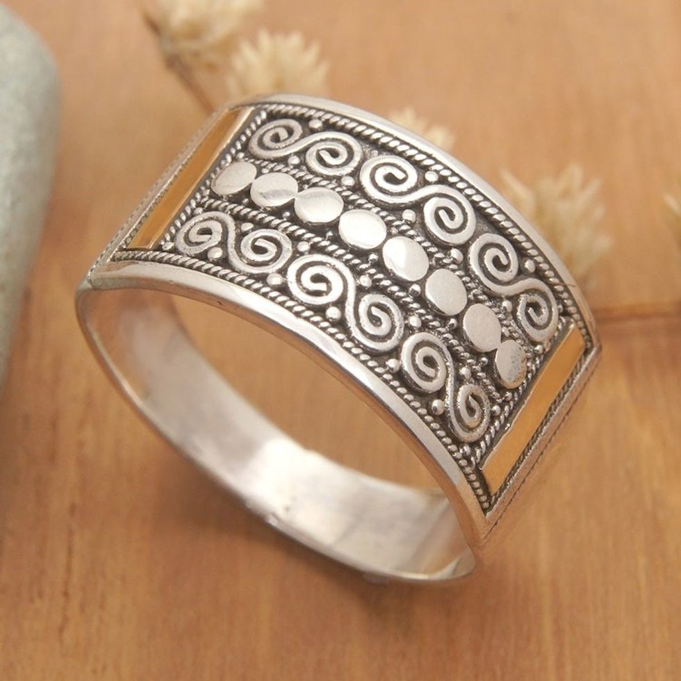 Traditional Balinese Polished 18k Gold-Accented Band Ring 'Golden Tegalalang'