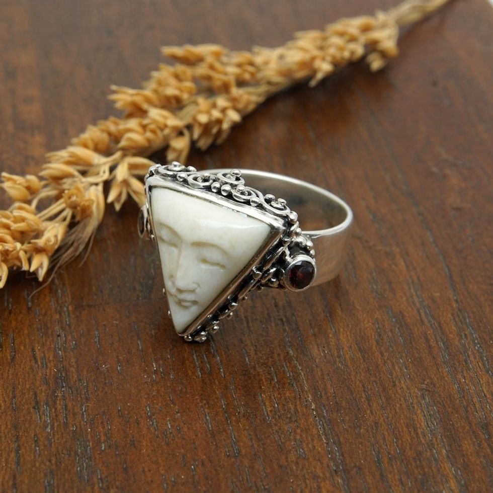 Silver Garnet Cocktail Ring with Carved Triangular Face 'Triangle Face'
