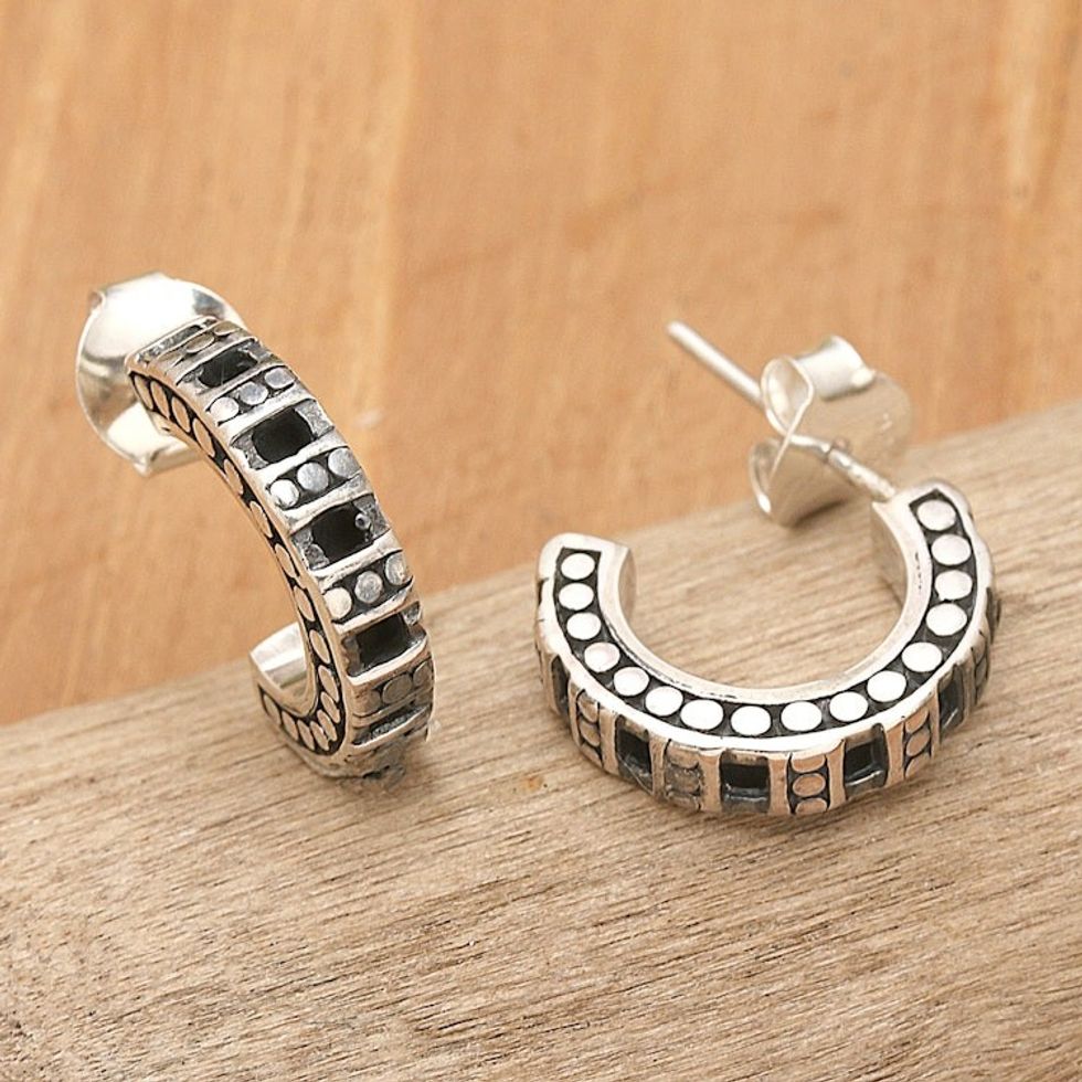 Oxidized and Polished Sterling Silver Half-Hoop Earrings 'Island Wheel'