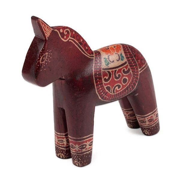 Alternate image for Folk Art-Themed Batik Crimson-Red Pule Wood Horse Sculpture Crimson Dala Horse