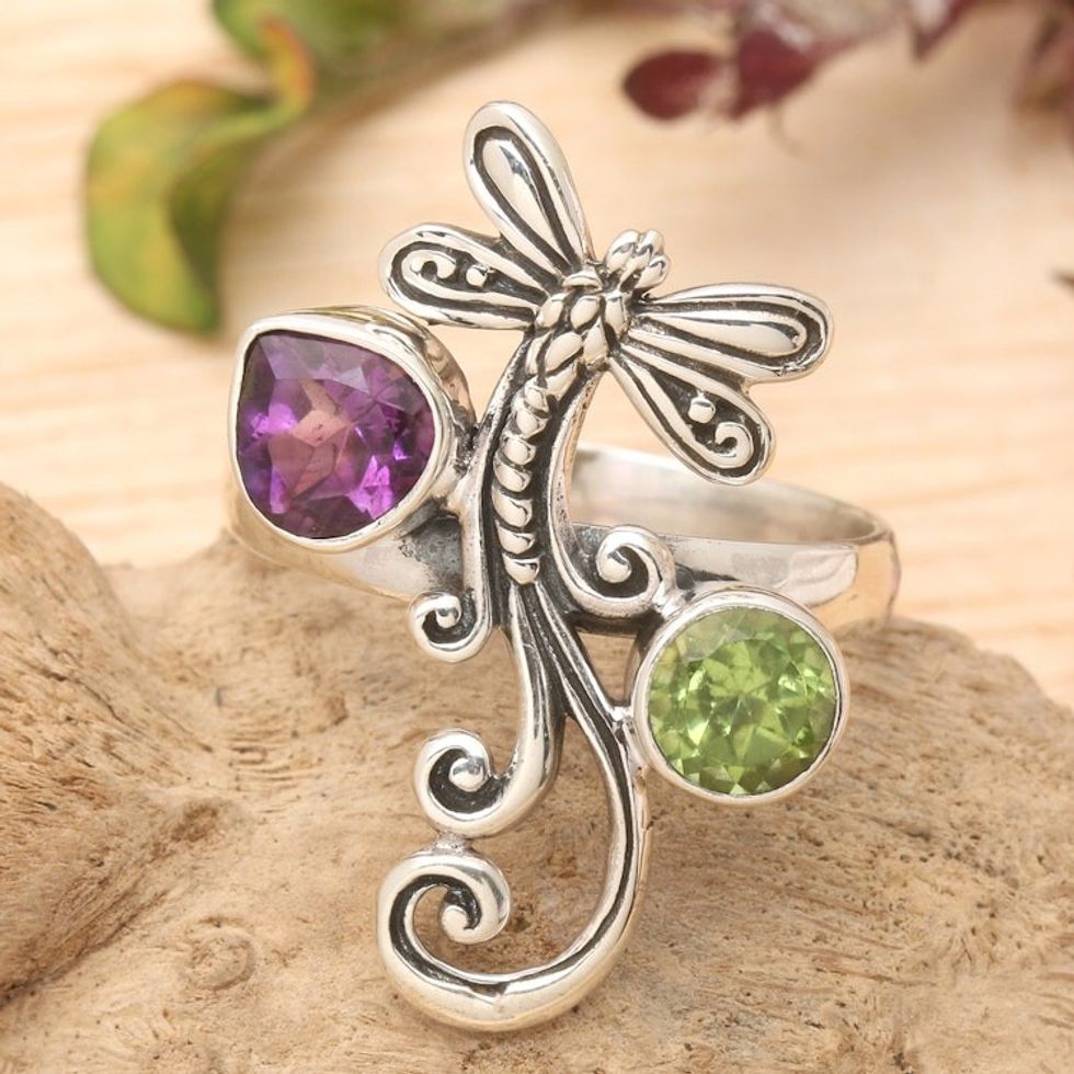 Dragonfly-Themed 1-Carat Peridot and Amethyst Cocktail Ring 'Fantastic Dragonfly'