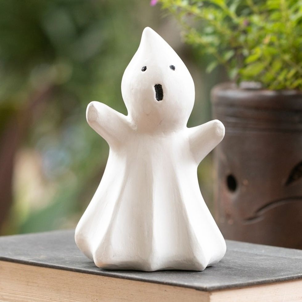 Halloween-Themed Albesia Wood Ghost Sculpture 'Little Phantom'