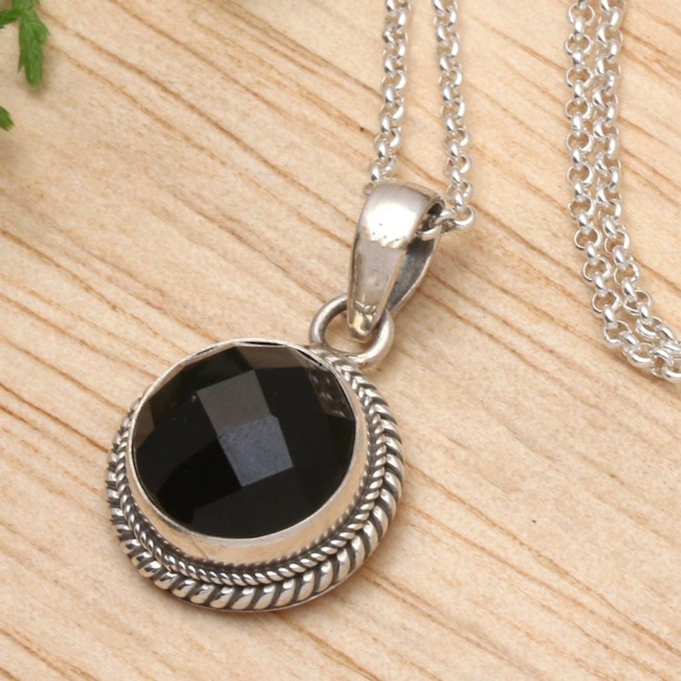 Polished Faceted Five-Carat Onyx Pendant Necklace from Bali 'Enigmatic Destiny'
