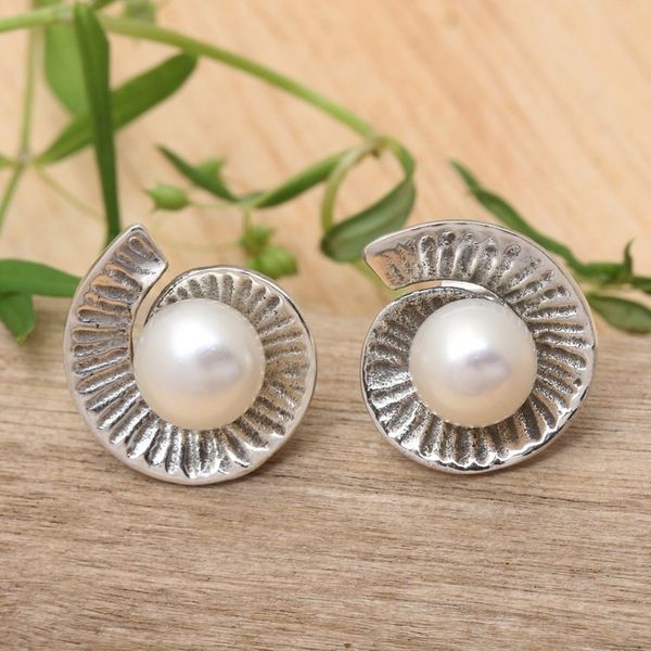 Alternate image for Whirl-Shaped Grey Cultured Pearl Button Earrings from Bali Ocean Whirl