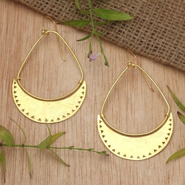 Alternate image for Modern Openwork Gold-Plated Crescent-Shaped Dangle Earrings Moonlight Beauty