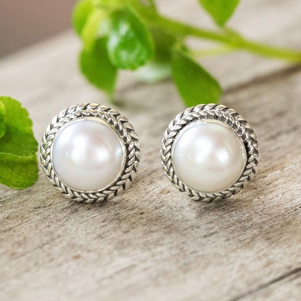 Classic Cultured Pearl Sterling Silver Stud Earrings 'Classic Luminous Aura'