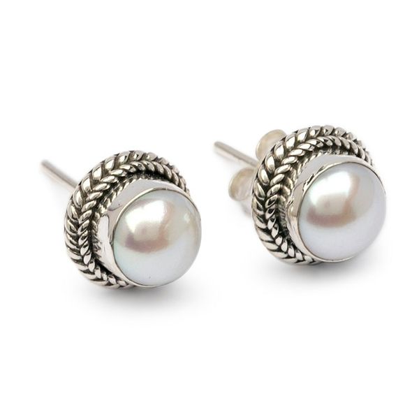 Alternate image for Classic Cultured Pearl Sterling Silver Stud Earrings Classic Luminous Aura
