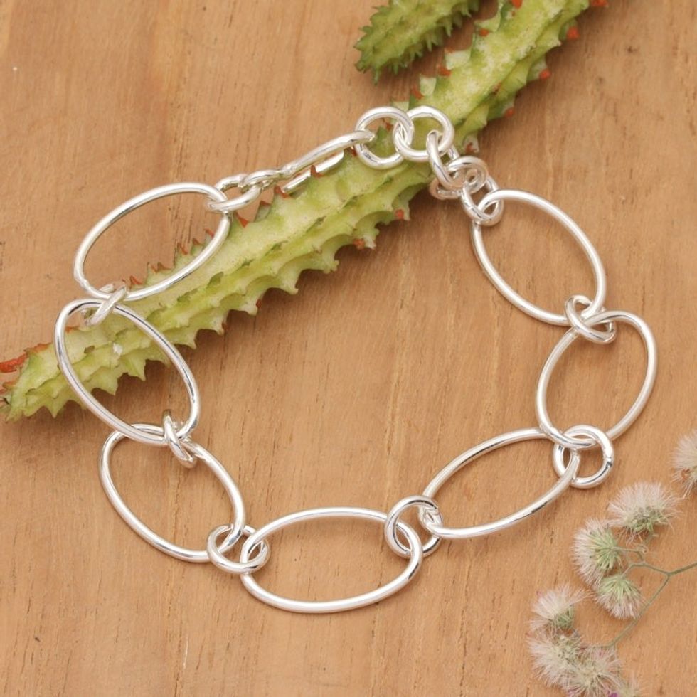 Minimalist High-Polished Oval Sterling Silver Link Bracelet 'Positive Cells'