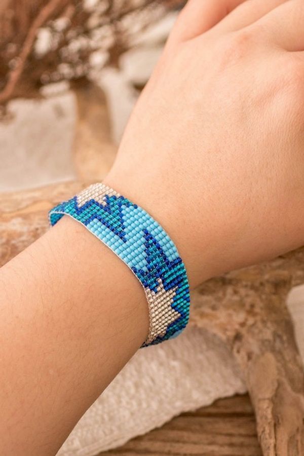 Alternate image for Sky Blue Glass Beaded Wristband Bracelet with Star Motifs Celestial Blast