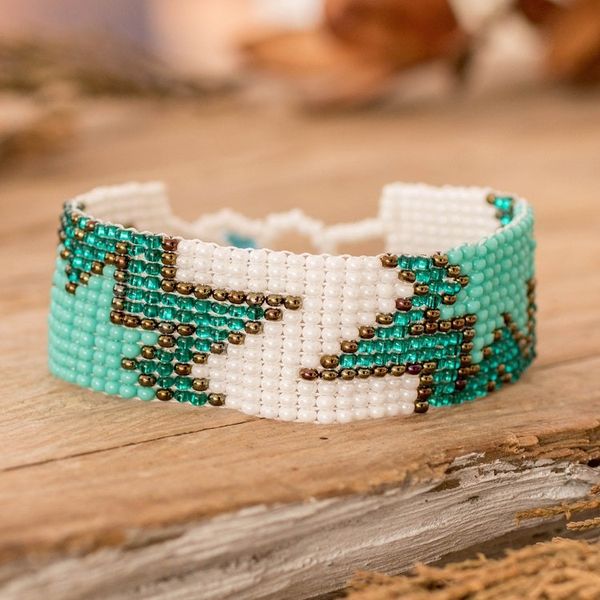 Alternate image for Turquoise and White Glass Beaded Star Wristband Bracelet Paradisial Blast