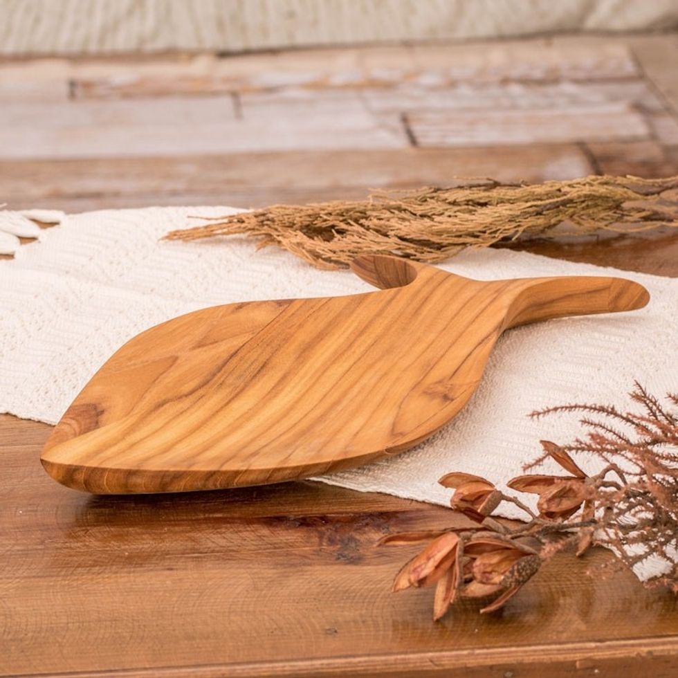 Fish-Themed Eco-Friendly Hand-Carved Teak Wood Snack Plate 'Time to Share'