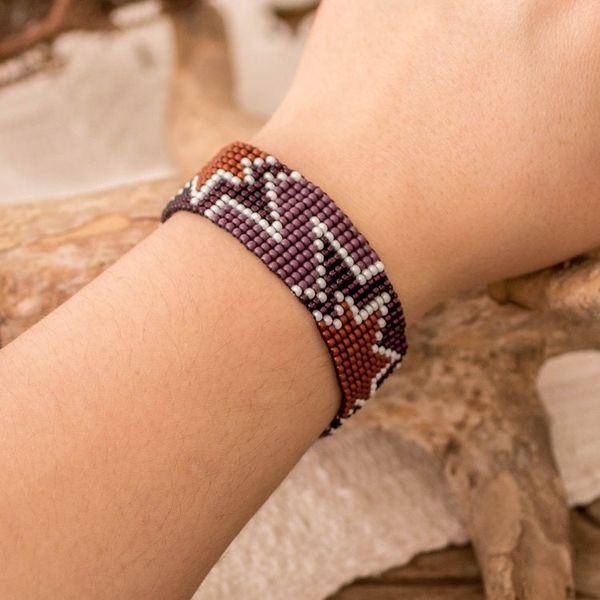 Alternate image for Handmade Star-Themed Purple Glass Beaded Wristband Bracelet Deluxe Blast