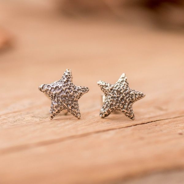 Alternate image for Starfish-Inspired Textured Sterling Silver Stud Earrings Ocean Stardom