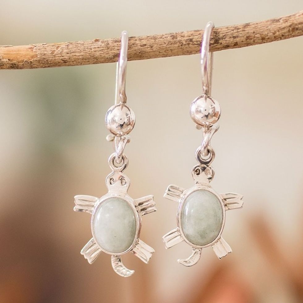 Sterling Silver Apple Green Jade Sea Turtle Dangle Earrings 'Apple Green Sea Turtle'