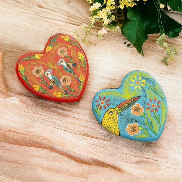 Alternate image for Hand-Painted Nature-Themed Assorted Heart Magnets Set of 2 Multiple Hearts