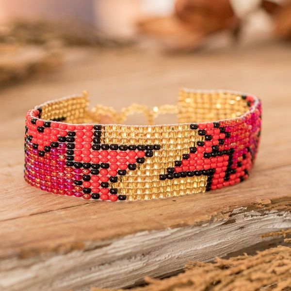 Alternate image for Adjustable Golden and Red Star Glass Bead Wristband Bracelet Divine Blast