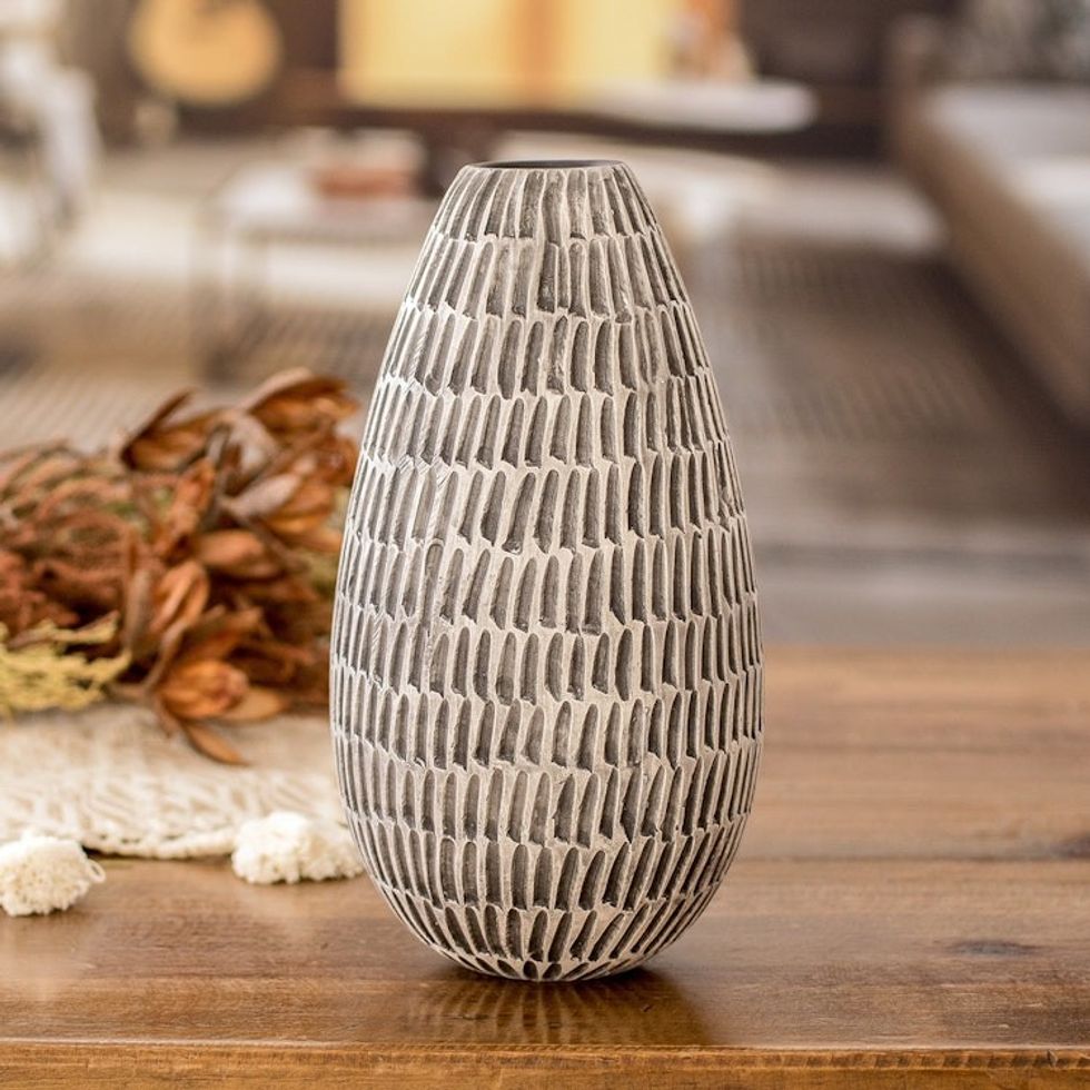 Handcrafted Modern Watertight Ceramic Vase from Guatemala 'Artisanal Elegance in Black'