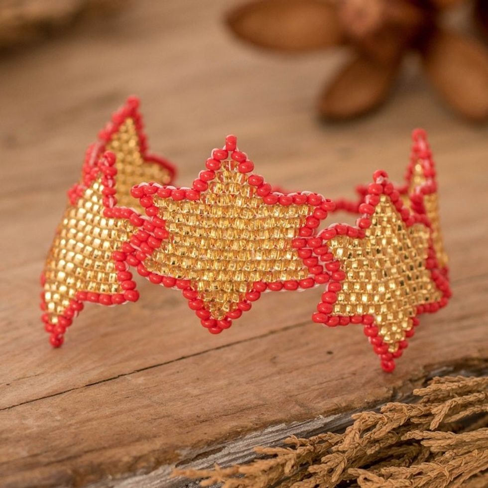 Red and Golden-Hued Handmade Beaded Bracelet with Star Motif 'Honey Starlight'