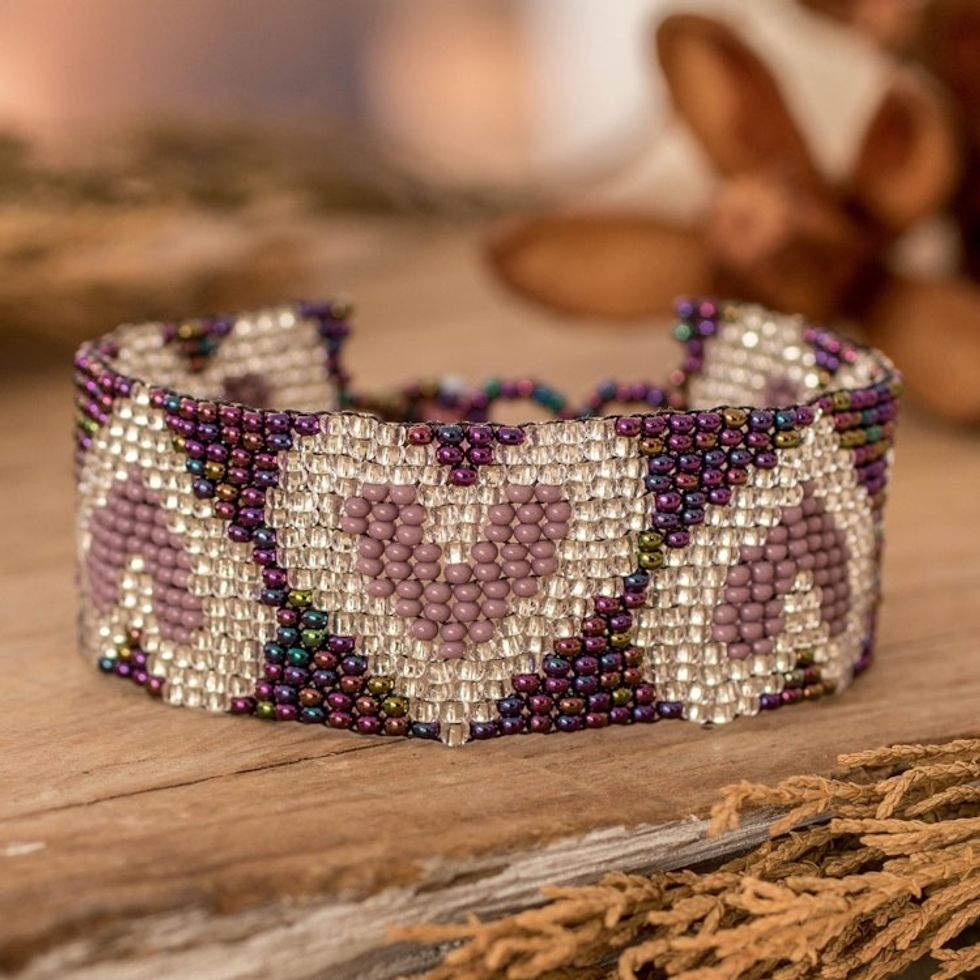 Purple Silver-Toned Heart-Themed Beaded Wristband Bracelet 'Lilac Queen of Hearts'