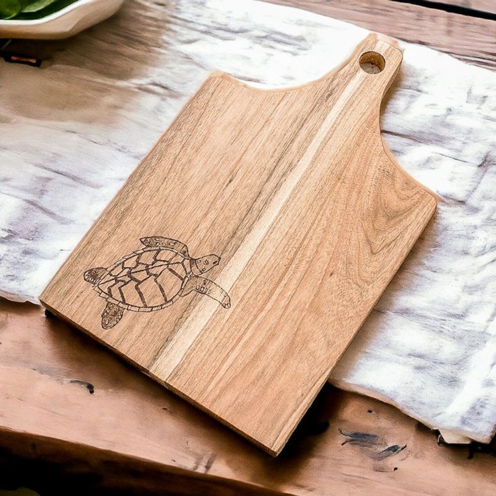 Handcrafted Laurel Wood Cutting Board with Turtle Engraving 'Turtle's Delicacies'