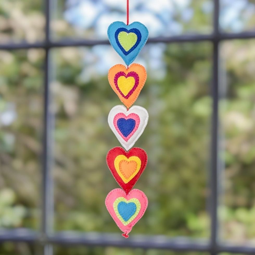 Handcrafted Heart-Shaped Multicolor Felt Mobile 'Multicolor Love'