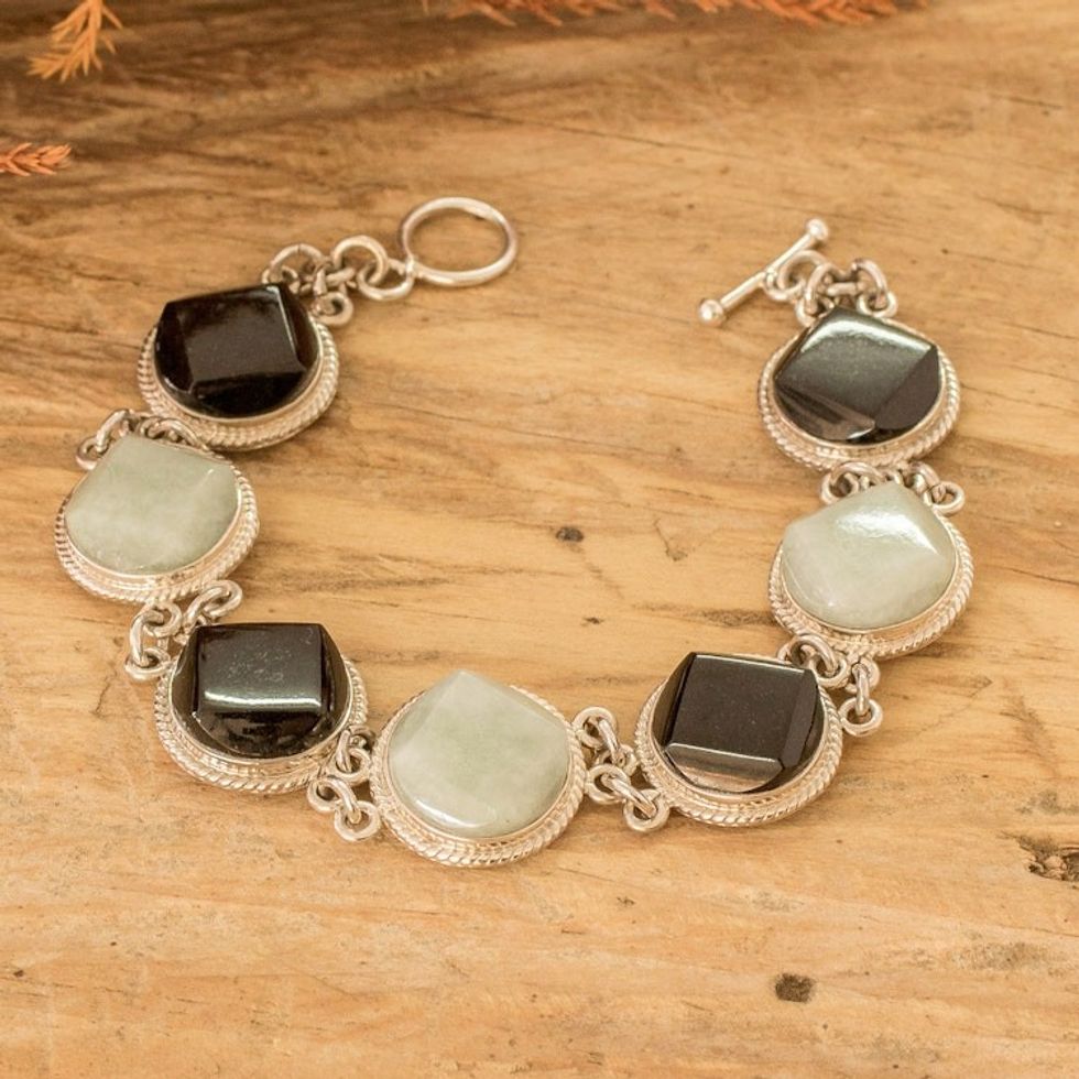 Sterling Silver Black and Apple Green Jade Link Bracelet 'Glamorous Style'