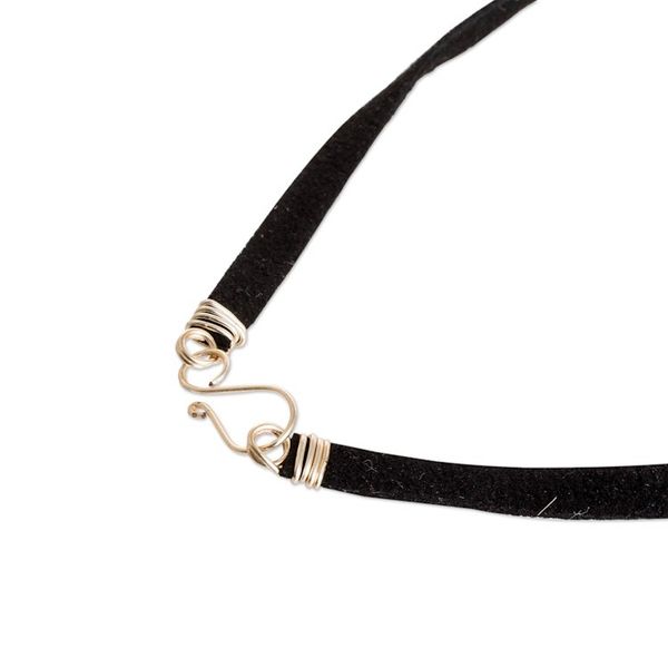 Alternate image for Pendant Necklace with Onyx Stones and Twisted Wire Accents Glamor by Night