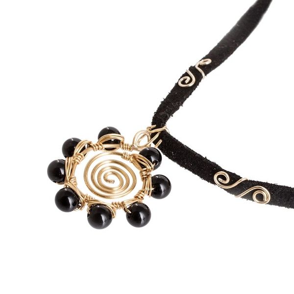 Alternate image for Pendant Necklace with Onyx Stones and Twisted Wire Accents Glamor by Night