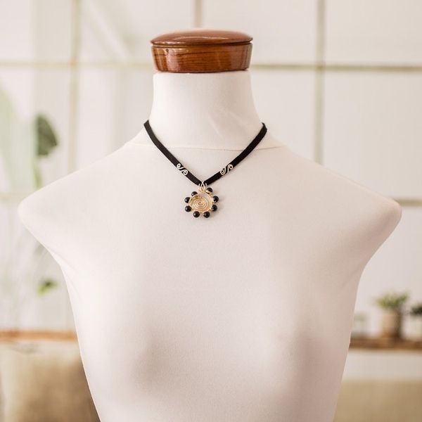 Alternate image for Pendant Necklace with Onyx Stones and Twisted Wire Accents Glamor by Night