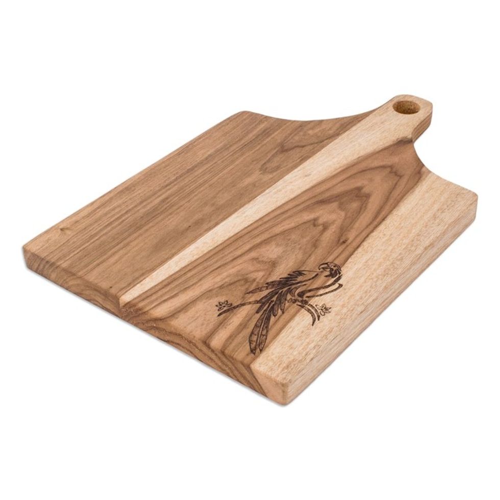 Handcrafted Laurel Wood Cutting Board with Macaw Engraving 'Macaw's Delicacies'