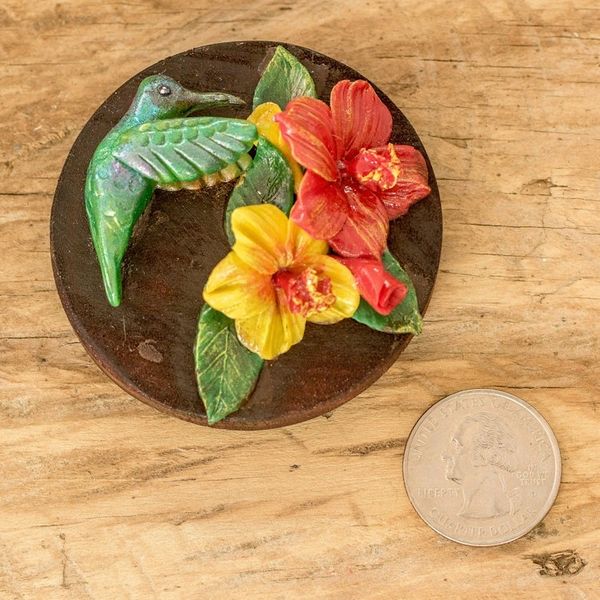 Alternate image for Painted Pinewood and Cold Porcelain Hummingbird Magnet The Tropical Hummingbird