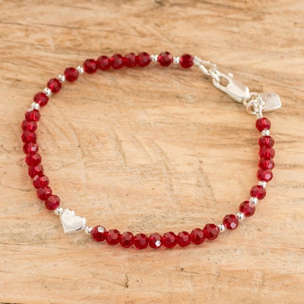 Red Crystal Beaded Bracelet with Silver Heart Pendant 'Love Sensations'