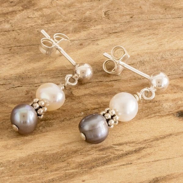 Alternate image for White and Grey Cultured Pearl Dangle Earrings Marine Meditations