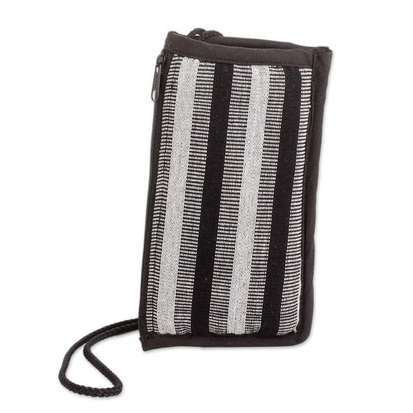 Alternate image for Black and White Cotton Glasses Case Handmade in Guatemala Wintertime
