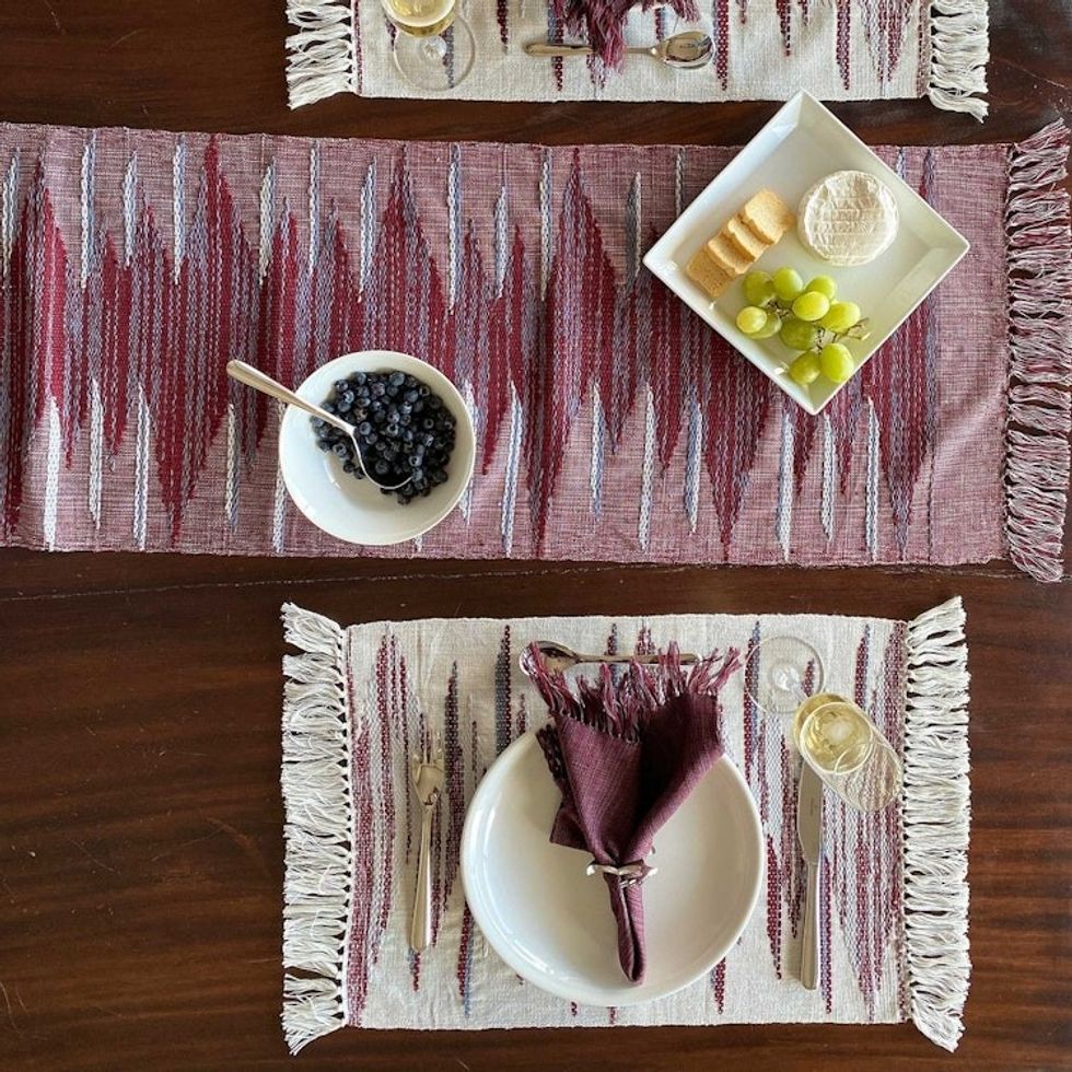 Set of 4 Handloomed Cotton Alabaster Placemats 'Warm Memories'
