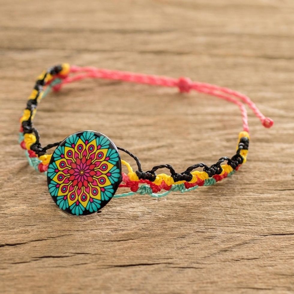 Mandala Motif Macrame Bracelet 'Peacock Mandala'
