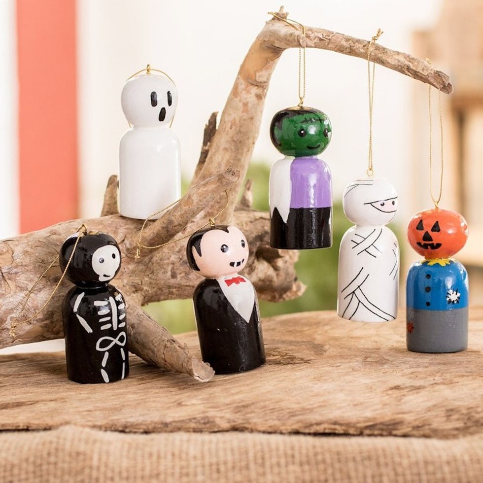 Reclaimed Wooden Ornaments from Guatemala Set of 6 'Trick or Treat'