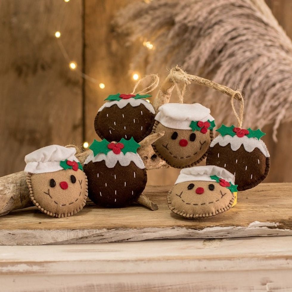 Set of 6 Handcrafted Felt Ornaments of Christmas Cookies 'Delicious Smiles'