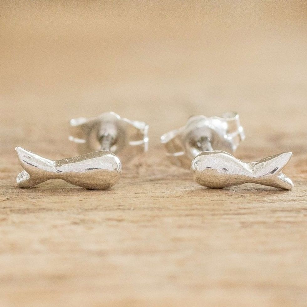 Handcrafted 999 Silver Stud Earrings 'Dainty Fish'