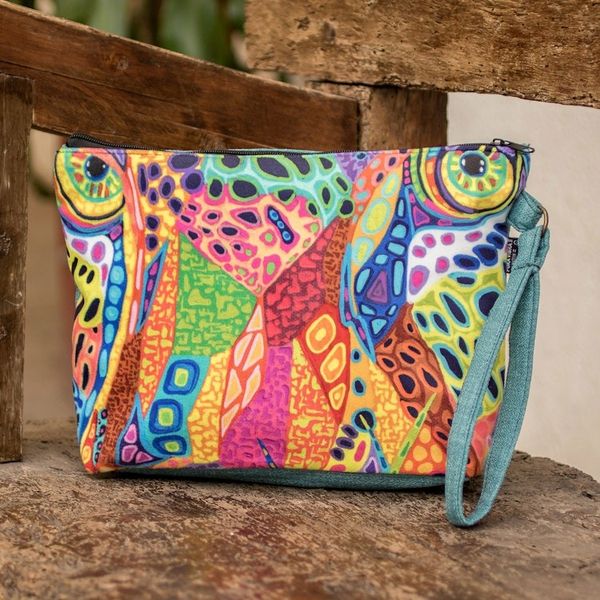 Alternate image for Costa Rican Polyester Wristlet Bag with Tropical Design Wild View