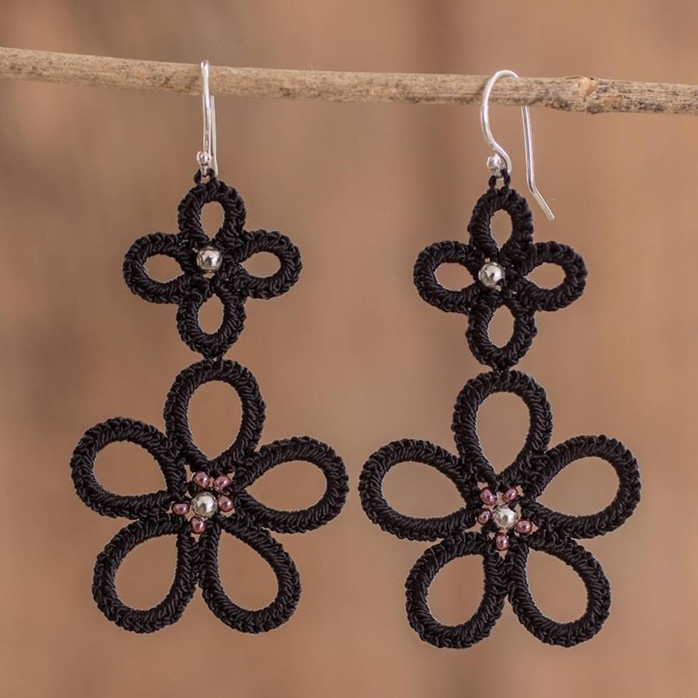 Hand-Tatted Floral Dangle Earrings in Black 'Black Flora'