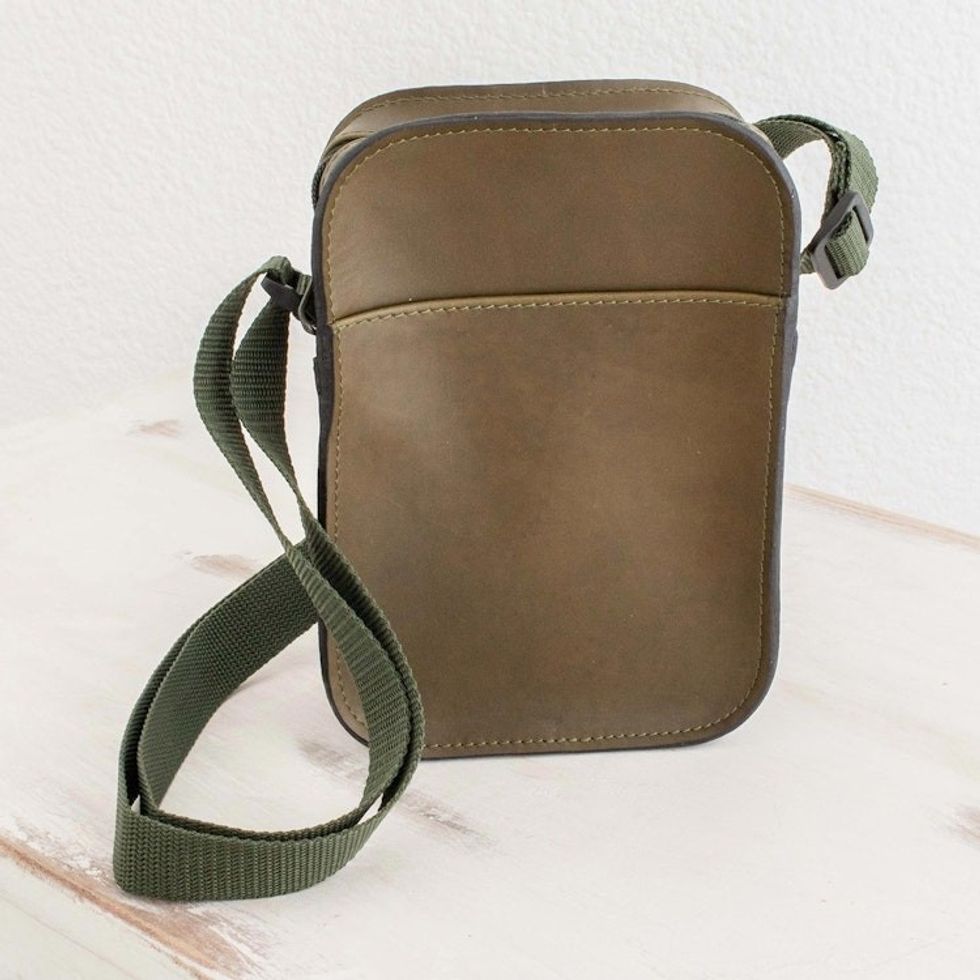 Green Unisex Shoulder Bag 'Salvadoran Olive'