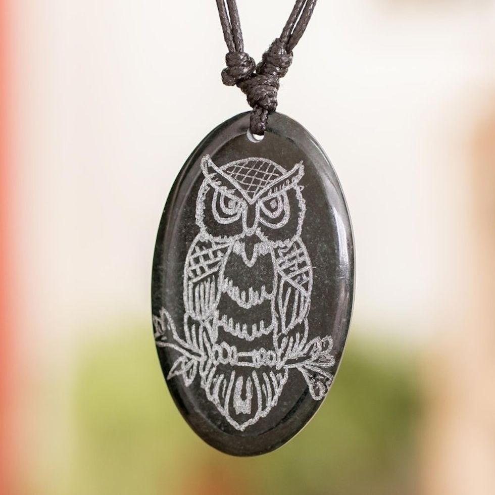 Owl-themed Unisex Adjustable Jade Pendant Necklace 'Wisdom Owl'