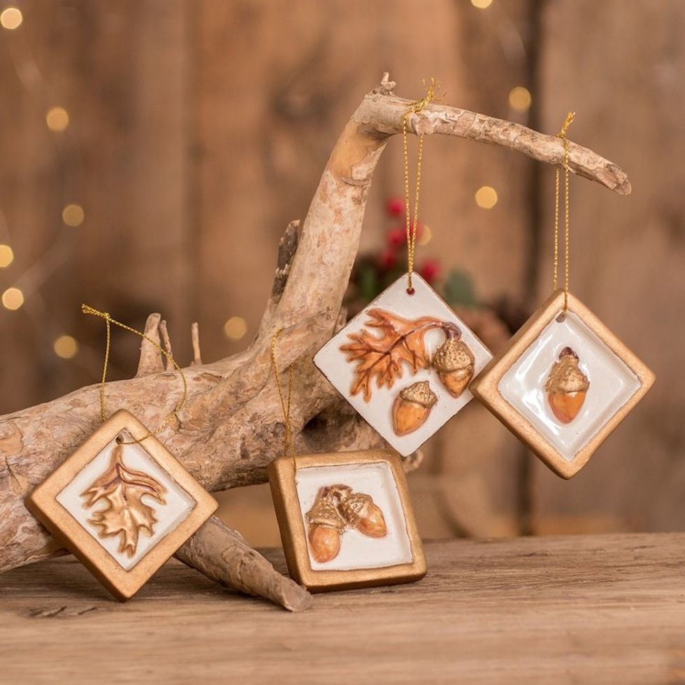 Acorn and Leaf Motif Ceramic Ornaments in Gold Set of 4 'Acorn Leaves in Gold'