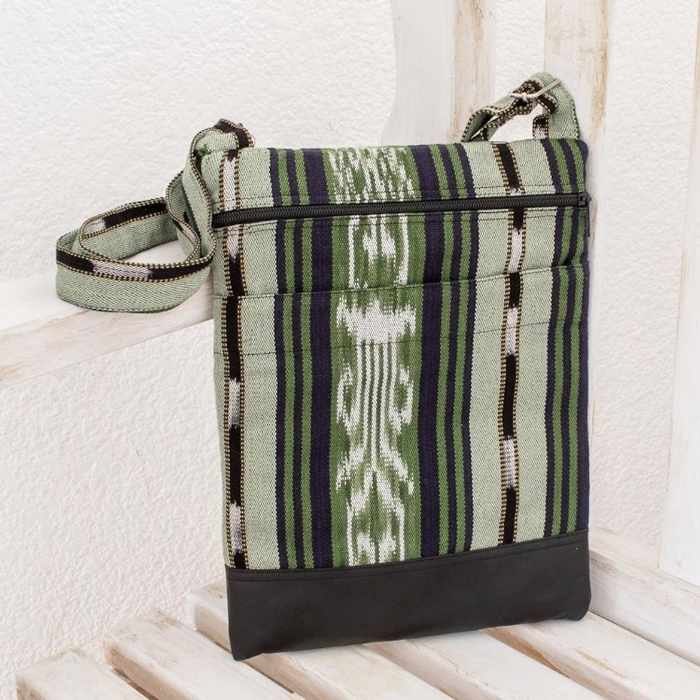 Handwoven Cotton Sling in Green from El Salvador 12.5 in. 'Salvadoran Paths'