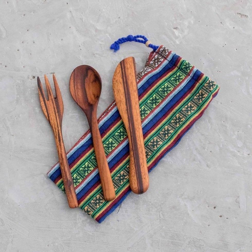 Hand Crafted Wood Utensil Set 3 Pieces 'Dining Out'
