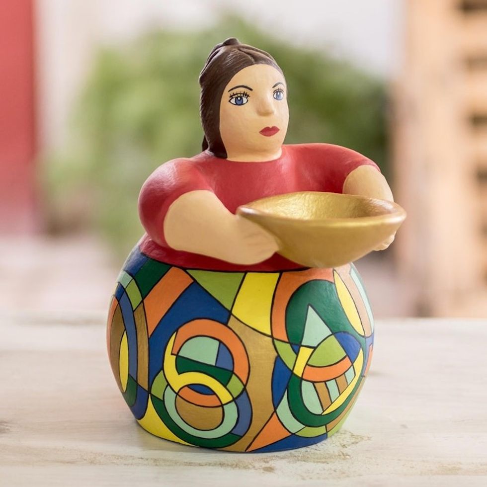 Hand-crafted Ceramic Female Sculpture From Nicaragua 'Cultura'