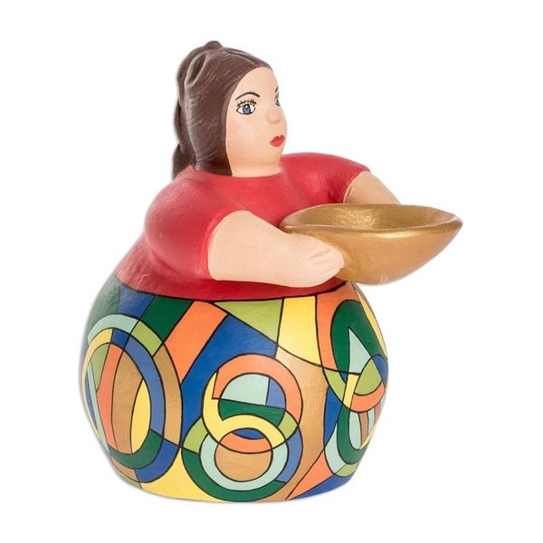 Alternate image for Hand-crafted Ceramic Female Sculpture From Nicaragua Cultura